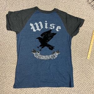 Harry Potter Universal Ravenclaw tee. Sz L- unisex